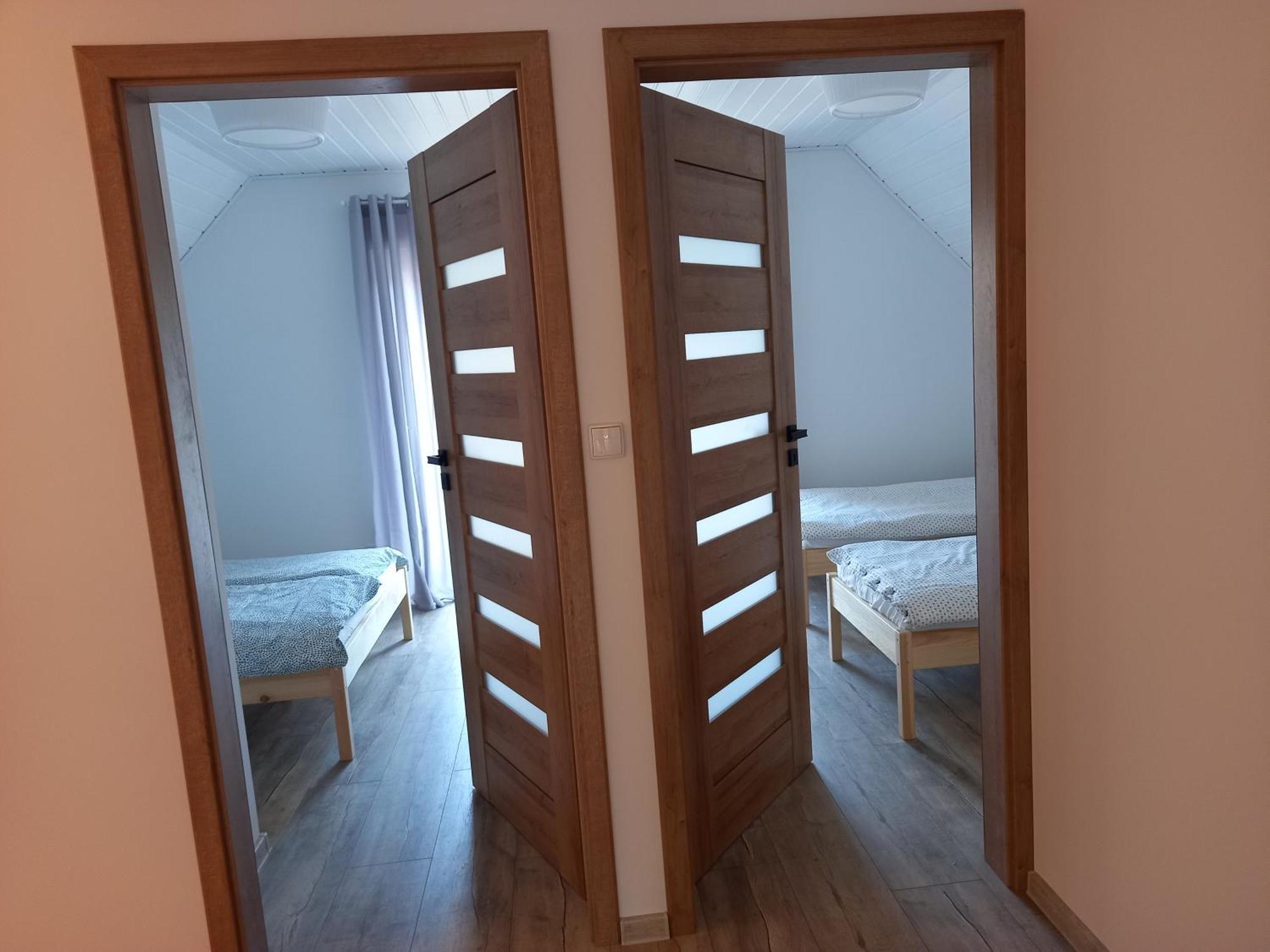 - Lotnisko Holiday home *